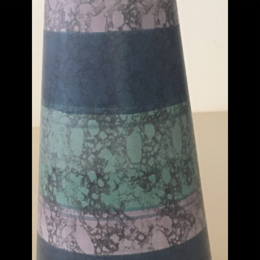Vintage Madeline Ceramic California Vase - Picture 4 of 11